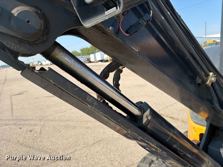 image for item YA4486 2015 John Deere 35G mini excavator