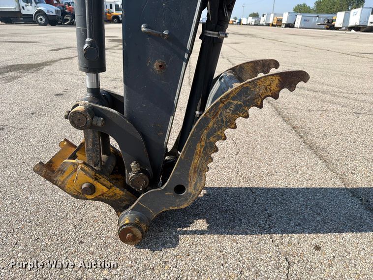 image for item YA4486 2015 John Deere 35G mini excavator
