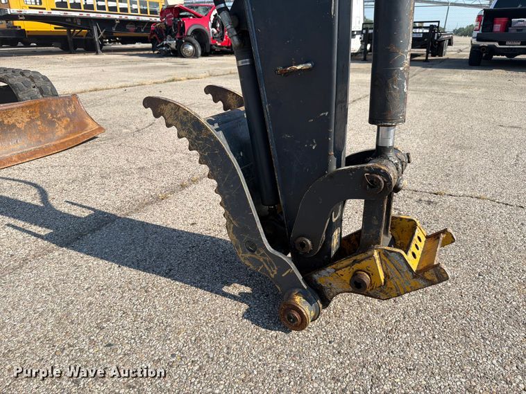 image for item YA4486 2015 John Deere 35G mini excavator