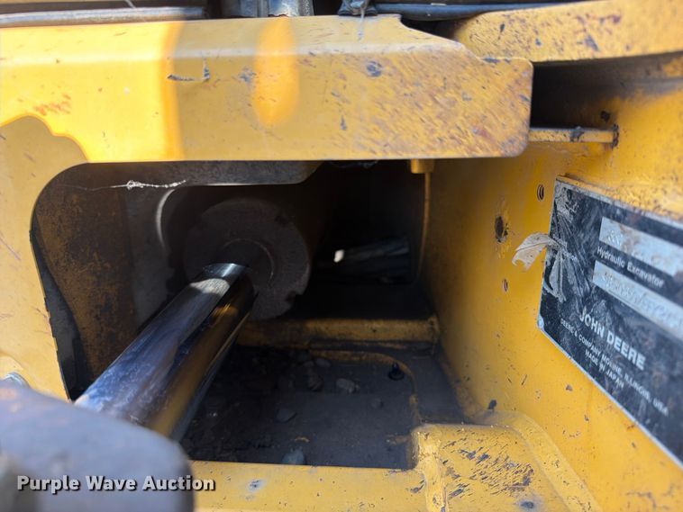 image for item YA4486 2015 John Deere 35G mini excavator