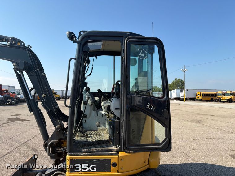 image for item YA4486 2015 John Deere 35G mini excavator
