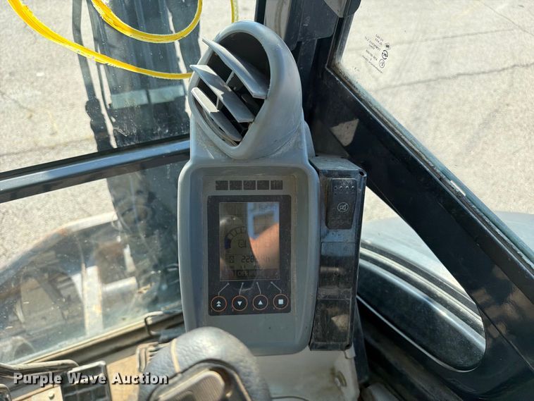 image for item YA4486 2015 John Deere 35G mini excavator