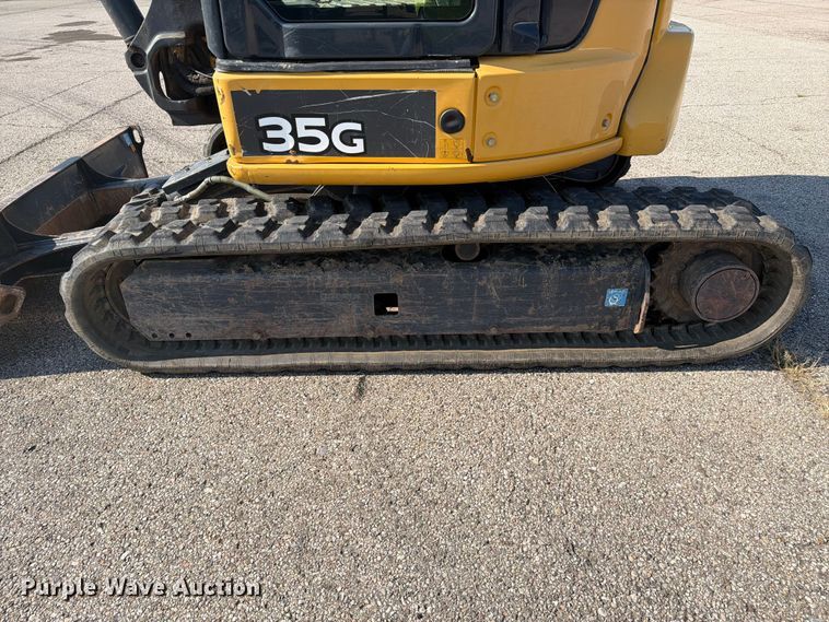 image for item YA4486 2015 John Deere 35G mini excavator