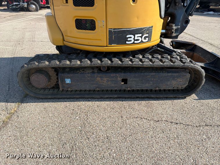 image for item YA4486 2015 John Deere 35G mini excavator