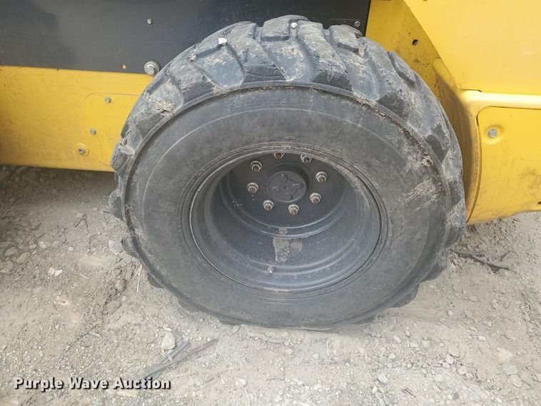 image for item YA4491 2022 New Holland L328 skid steer loader