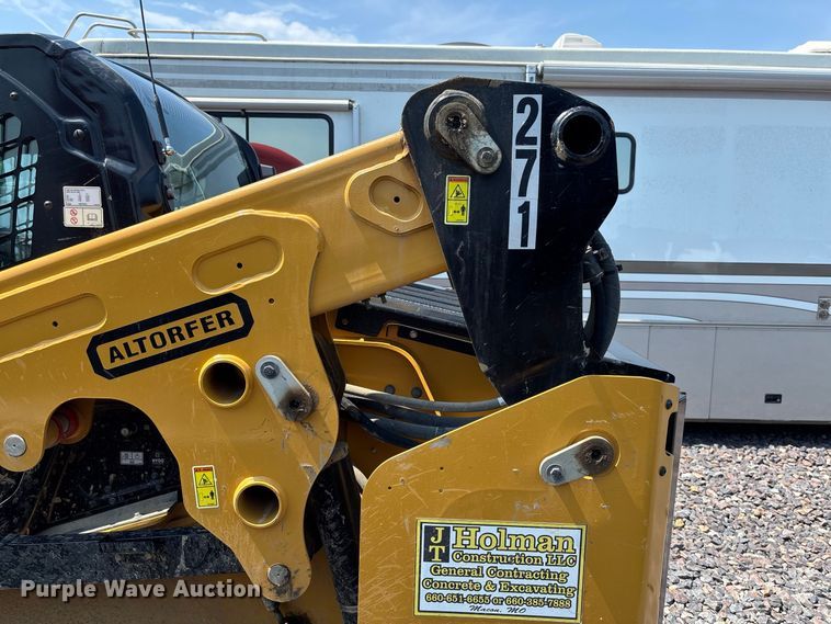 image for item YA4518 2025 Caterpillar 265 tracked skid steer loader
