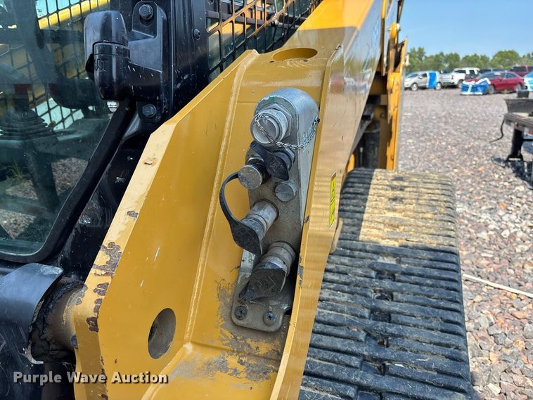 image for item YA4518 2025 Caterpillar 265 tracked skid steer loader