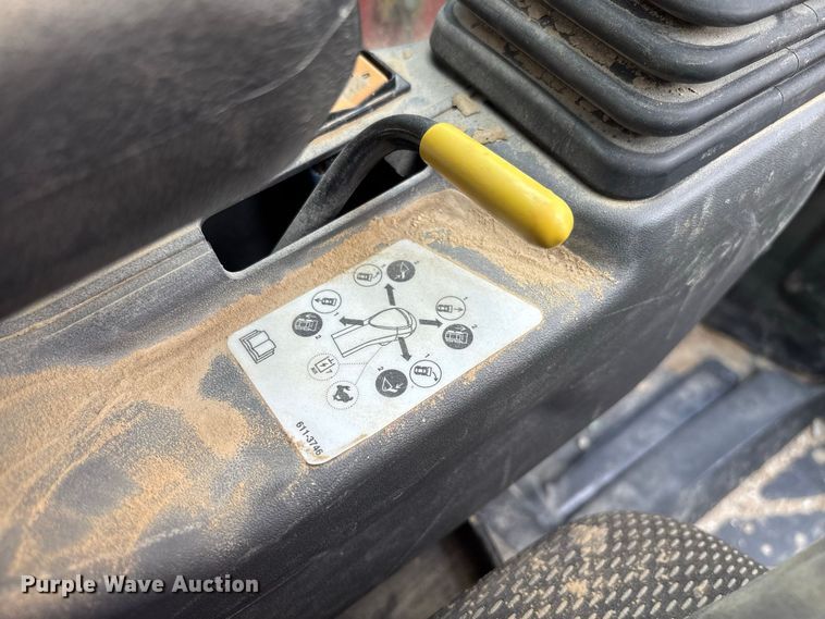 image for item YA4518 2025 Caterpillar 265 tracked skid steer loader