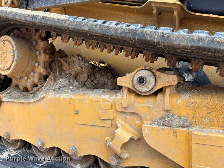 image for item YA4518 2025 Caterpillar 265 tracked skid steer loader