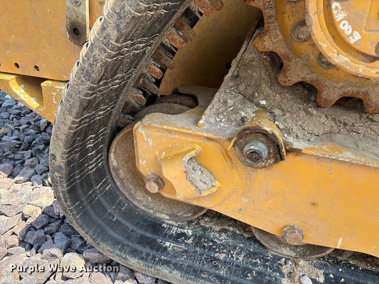 image for item YA4518 2025 Caterpillar 265 tracked skid steer loader