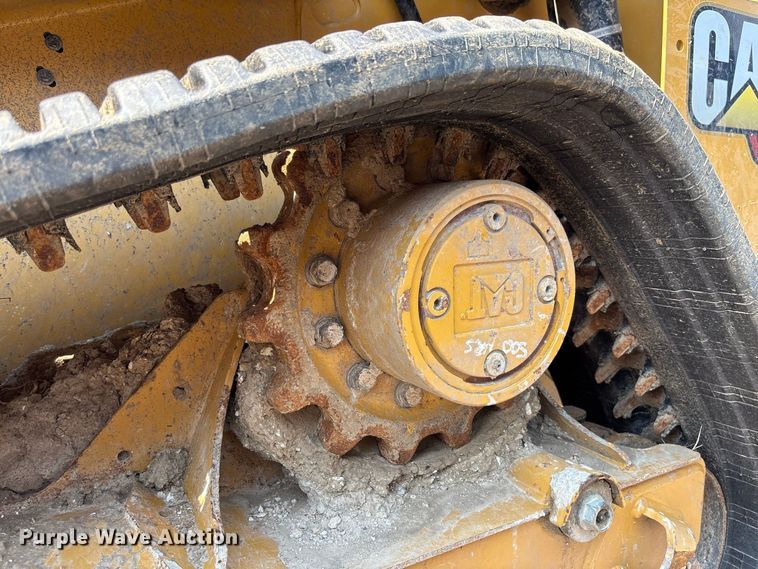 image for item YA4518 2025 Caterpillar 265 tracked skid steer loader
