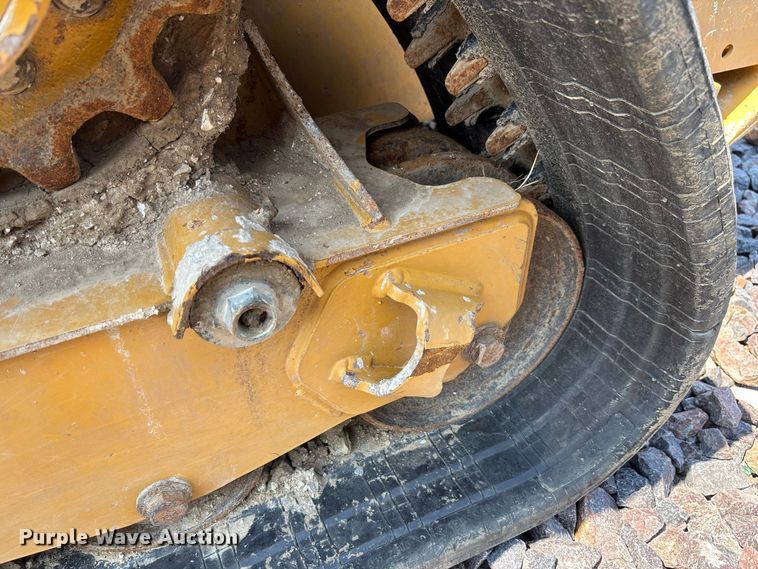 image for item YA4518 2025 Caterpillar 265 tracked skid steer loader