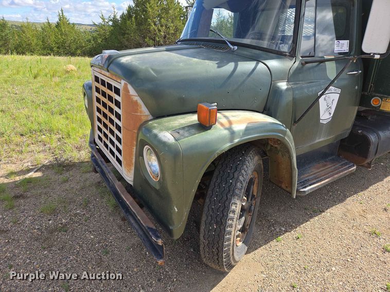 image for item DP8981 1978 International 1600 dump truck