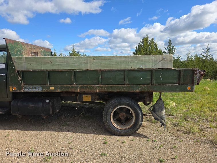 image for item DP8981 1978 International 1600 dump truck