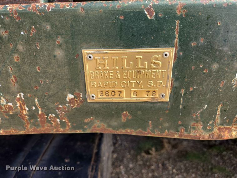 image for item DP8981 1978 International 1600 dump truck
