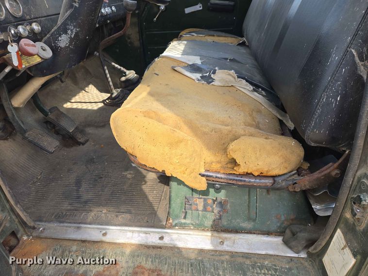 image for item DP8981 1978 International 1600 dump truck