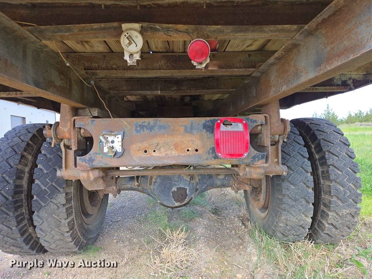 image for item DP8981 1978 International 1600 dump truck
