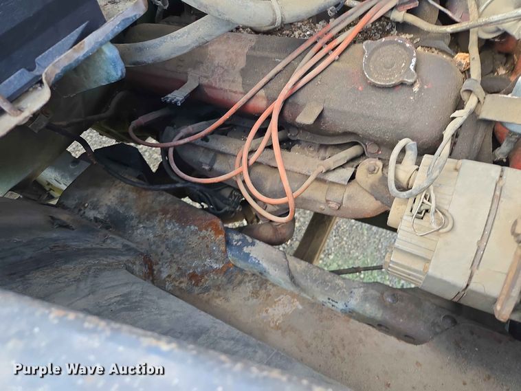 image for item DP8981 1978 International 1600 dump truck