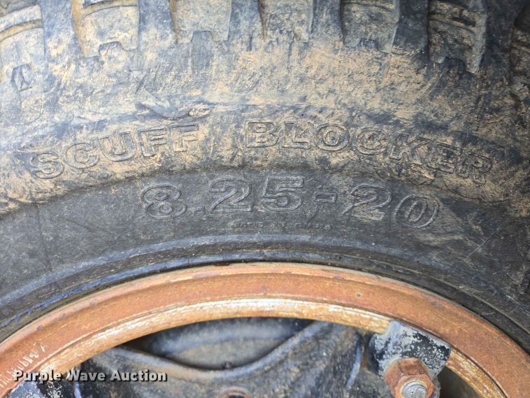 image for item DP8981 1978 International 1600 dump truck
