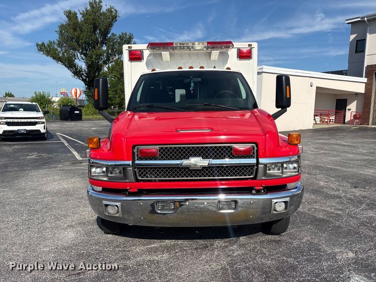 image for item DT2916 2007 Chevrolet C4500 ambulance