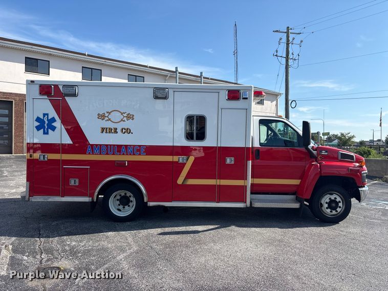 image for item DT2916 2007 Chevrolet C4500 ambulance