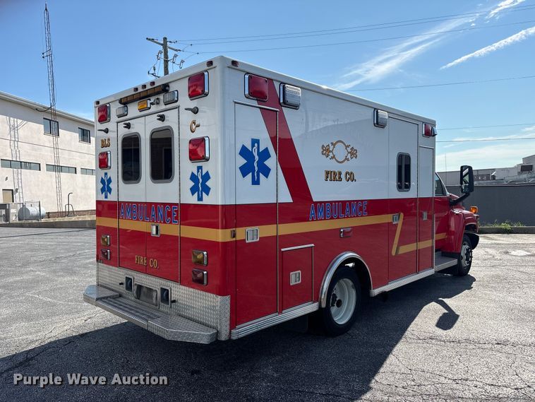 image for item DT2916 2007 Chevrolet C4500 ambulance