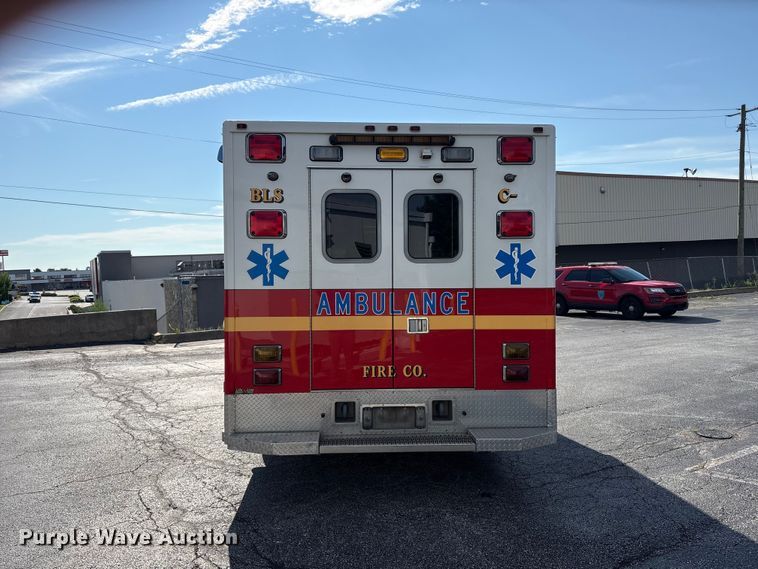 image for item DT2916 2007 Chevrolet C4500 ambulance