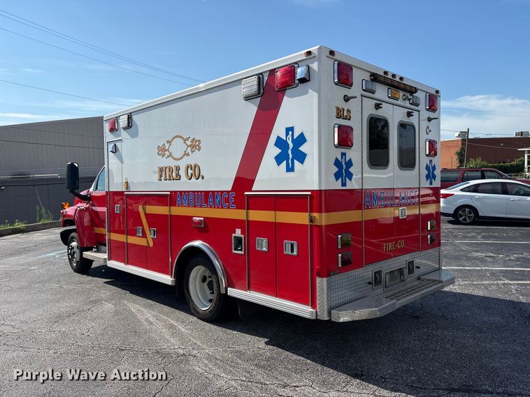 image for item DT2916 2007 Chevrolet C4500 ambulance