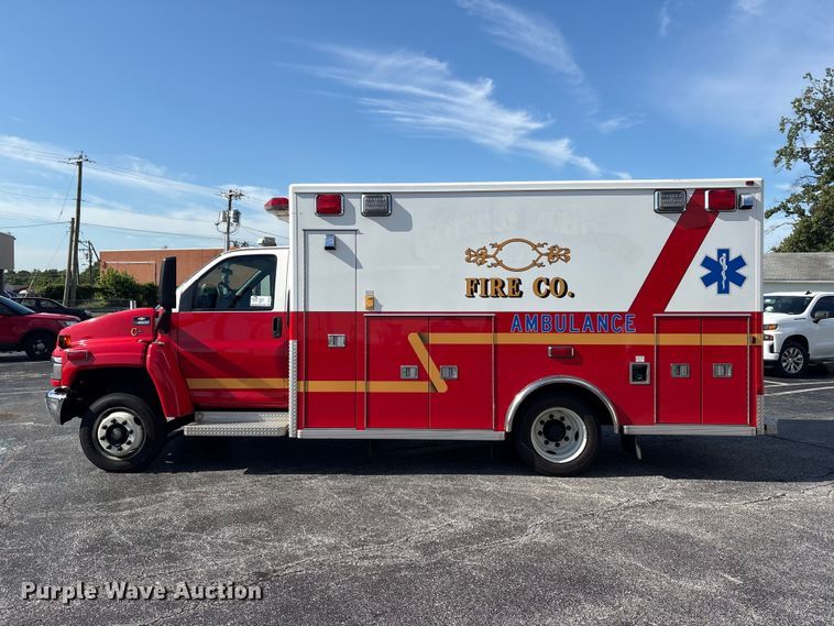image for item DT2916 2007 Chevrolet C4500 ambulance
