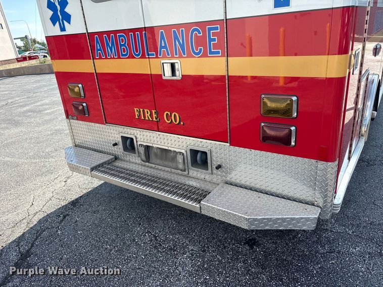 image for item DT2916 2007 Chevrolet C4500 ambulance
