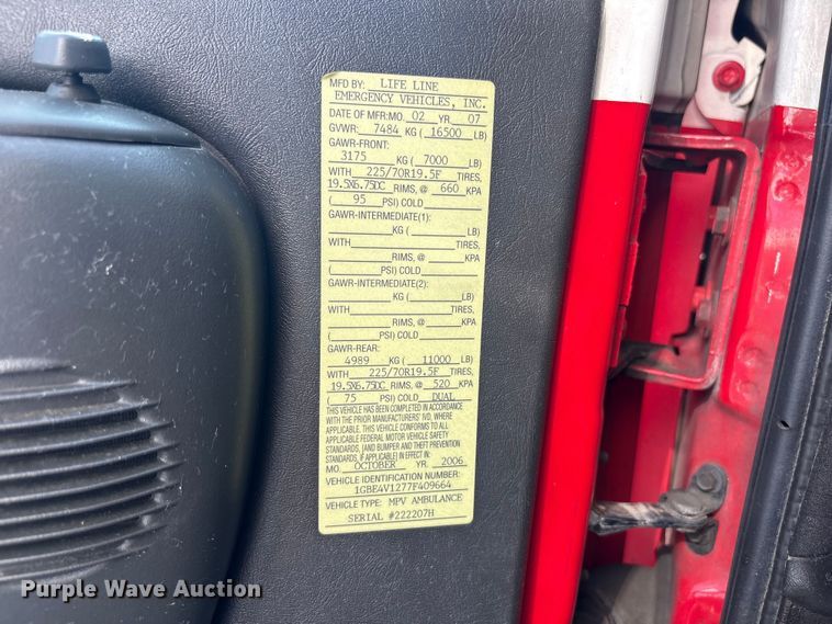 image for item DT2916 2007 Chevrolet C4500 ambulance