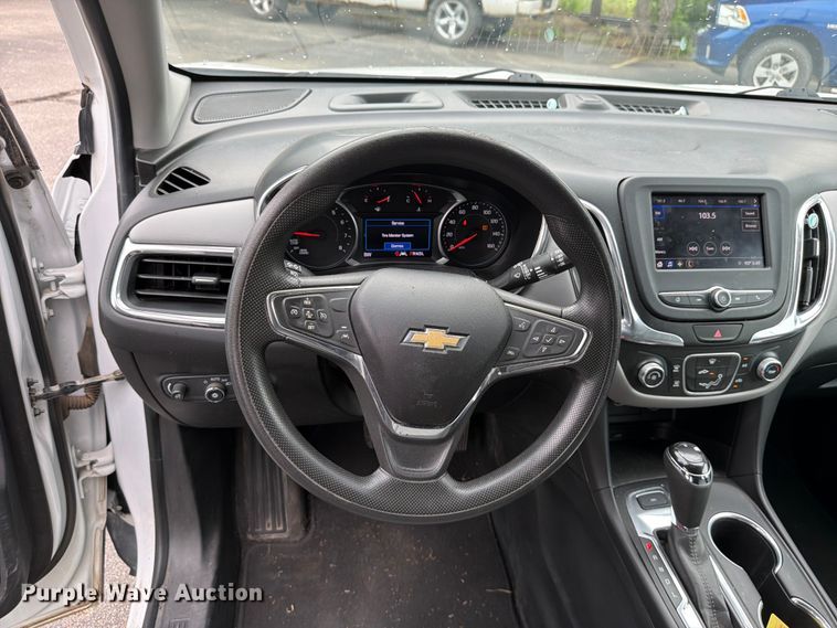image for item DU8000 2020 Chevrolet Equinox SUV