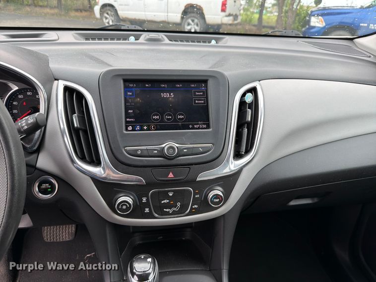 image for item DU8000 2020 Chevrolet Equinox SUV