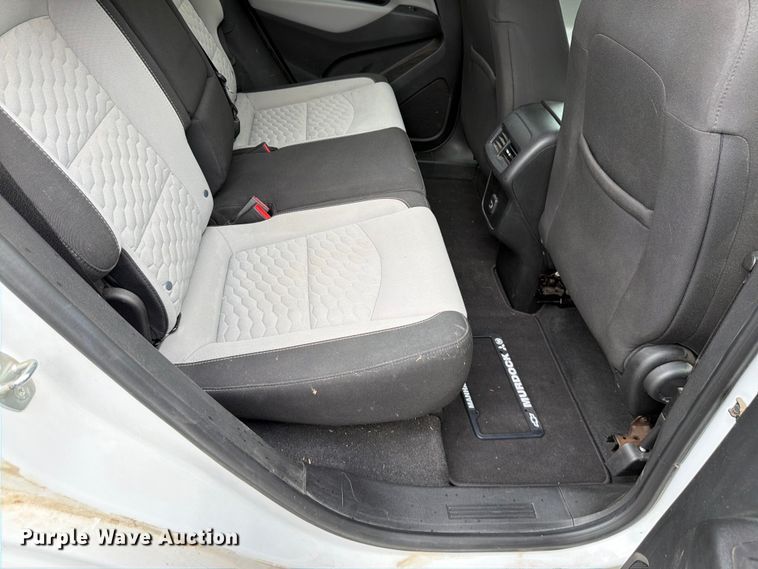 image for item DU8000 2020 Chevrolet Equinox SUV