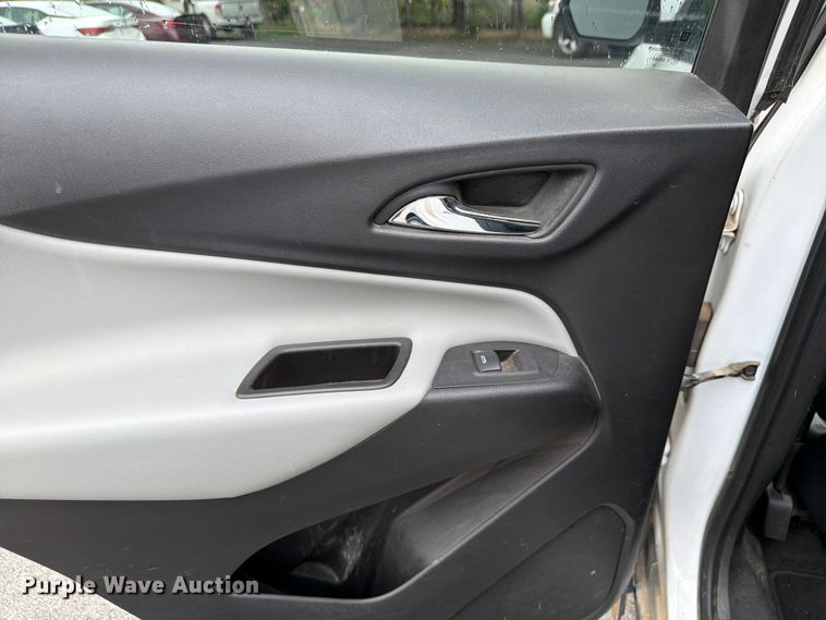 image for item DU8000 2020 Chevrolet Equinox SUV