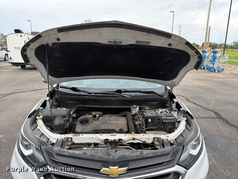 image for item DU8000 2020 Chevrolet Equinox SUV