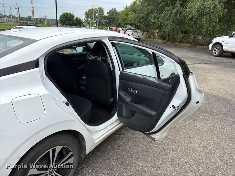 image for item DU8002 2021 Nissan Sentra 