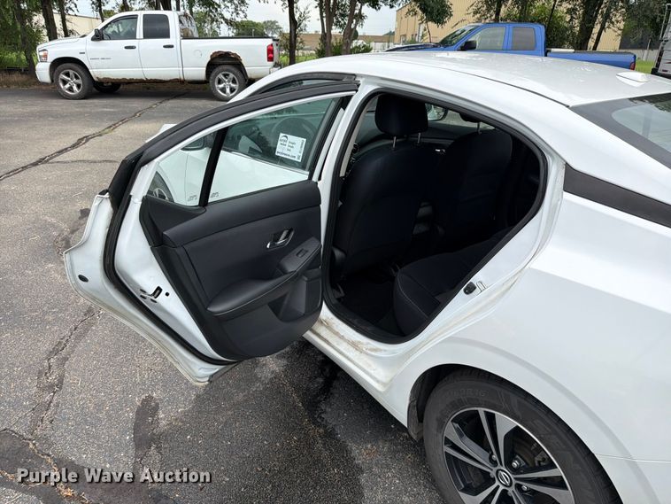 image for item DU8002 2021 Nissan Sentra 