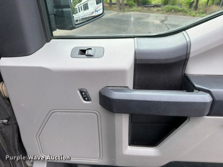 image for item DU8007 2015 Ford F150 Ext. Cab pickup truck