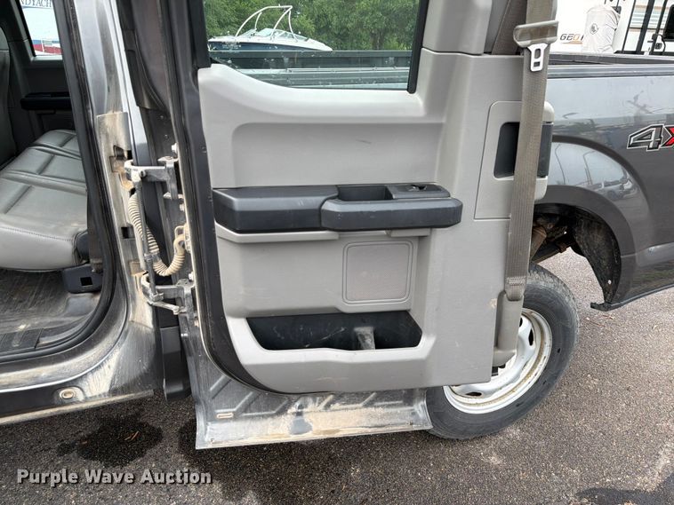 image for item DU8007 2015 Ford F150 Ext. Cab pickup truck