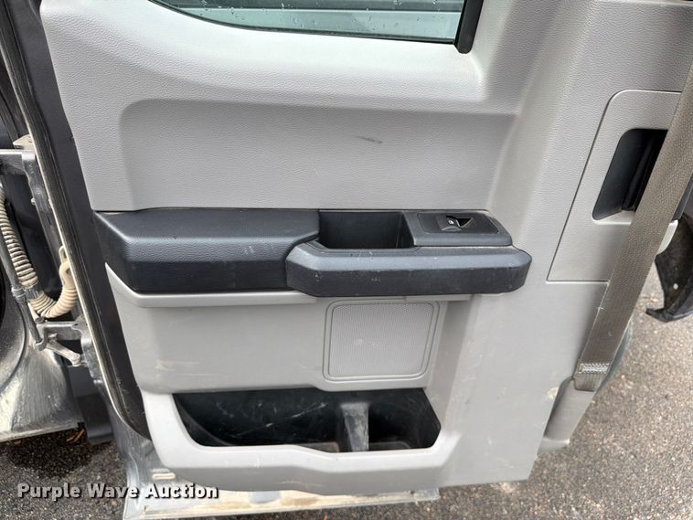 image for item DU8007 2015 Ford F150 Ext. Cab pickup truck