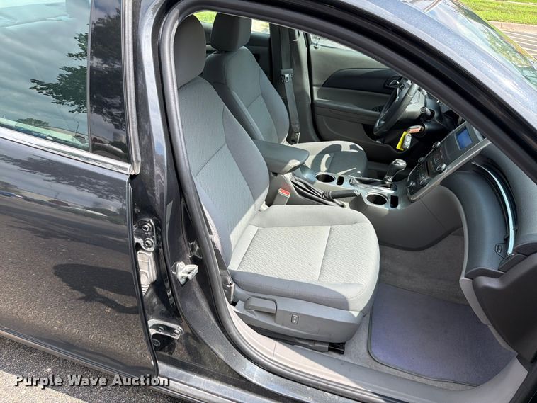image for item DU8008 2014 Chevrolet Malibu 