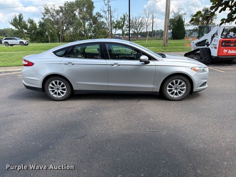 image for item DU8010 2016 Ford Fusion 