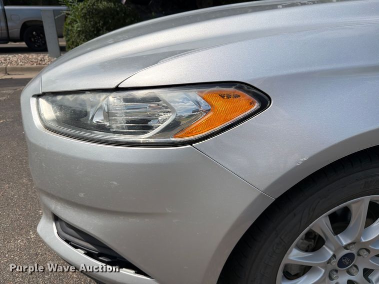 image for item DU8010 2016 Ford Fusion 