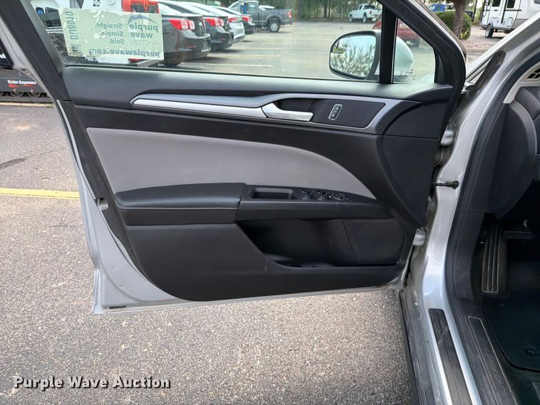 image for item DU8010 2016 Ford Fusion 