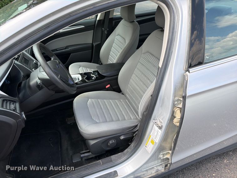 image for item DU8010 2016 Ford Fusion 