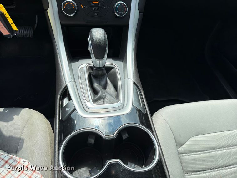 image for item DU8010 2016 Ford Fusion 