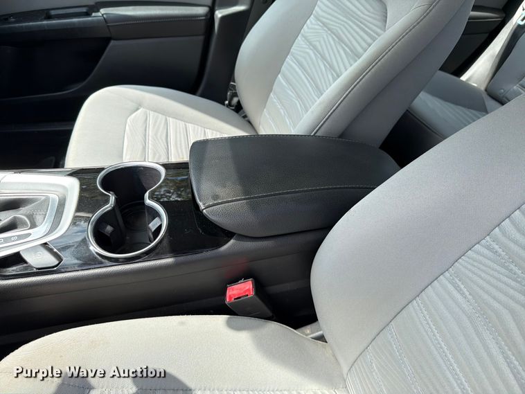 image for item DU8010 2016 Ford Fusion 