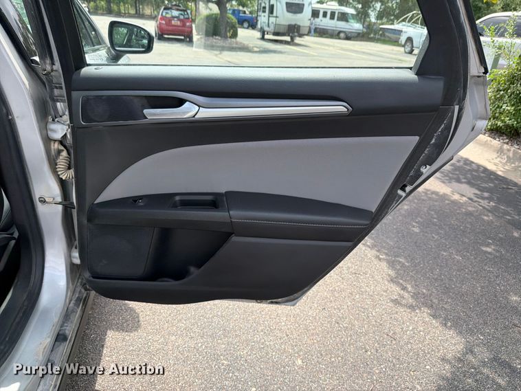 image for item DU8010 2016 Ford Fusion 