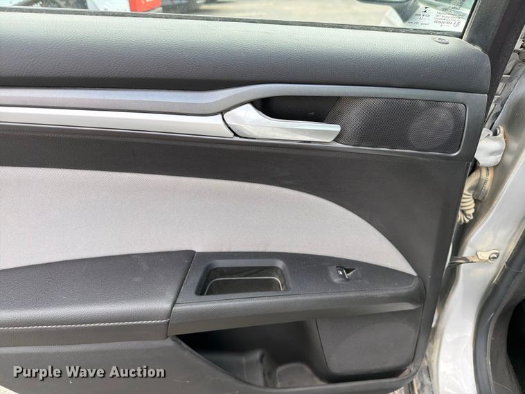 image for item DU8010 2016 Ford Fusion 